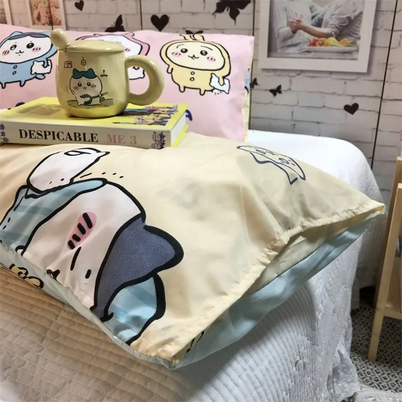 أكياس الوسائد Kawaii Sanrio Chiikawa اللطيفة الكرتونية مناسبة لضروريات يومية لطيفة على السرير لهدايا الأطفال