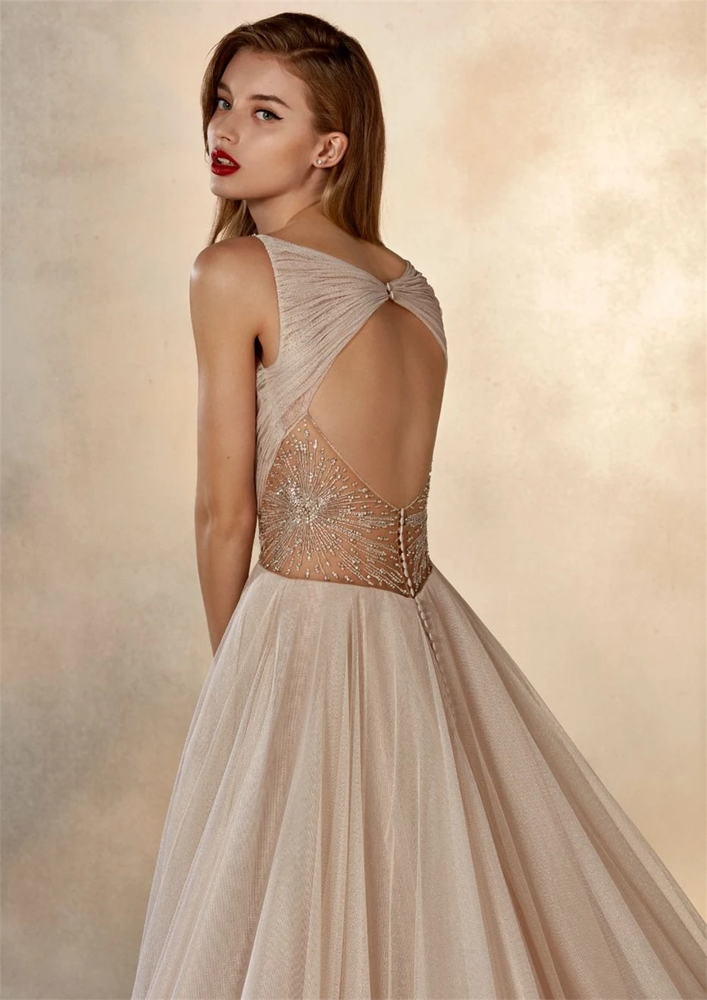 Sexy Chiffon bodenlanges Brautkleid Elegante rückenfreie Brautjungfernkleider Luxuriöse Perlen schiere Taille Brautjungfernkleider Vestido