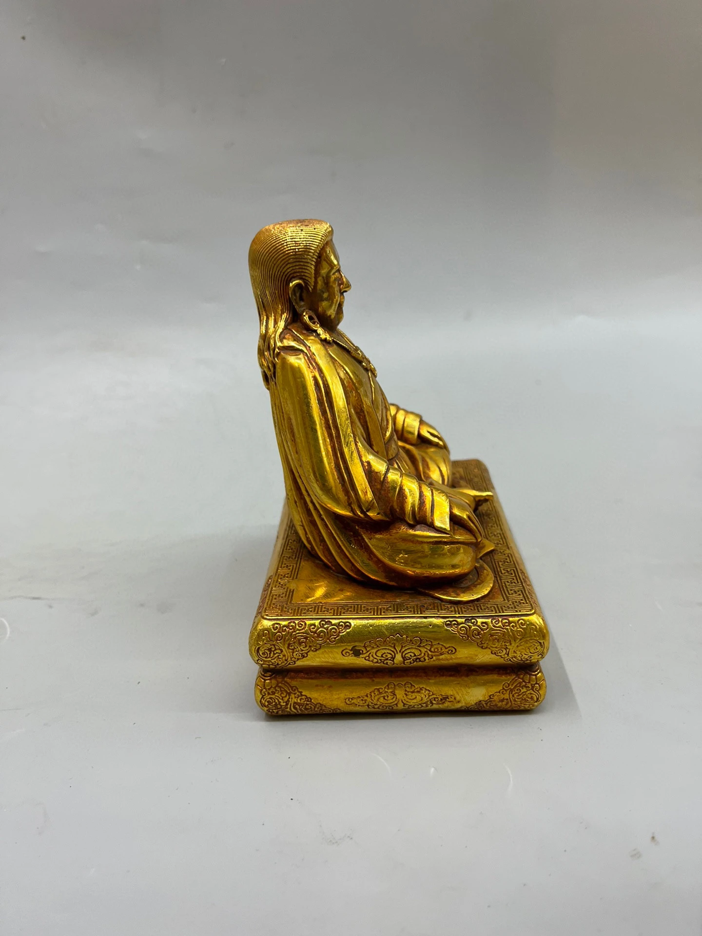 Antique Pure Copper Gilt Marpa Venerable Kagyu Master and Apprentice Three Mirarizba Gangboba Buddha Statue Hall Ornament