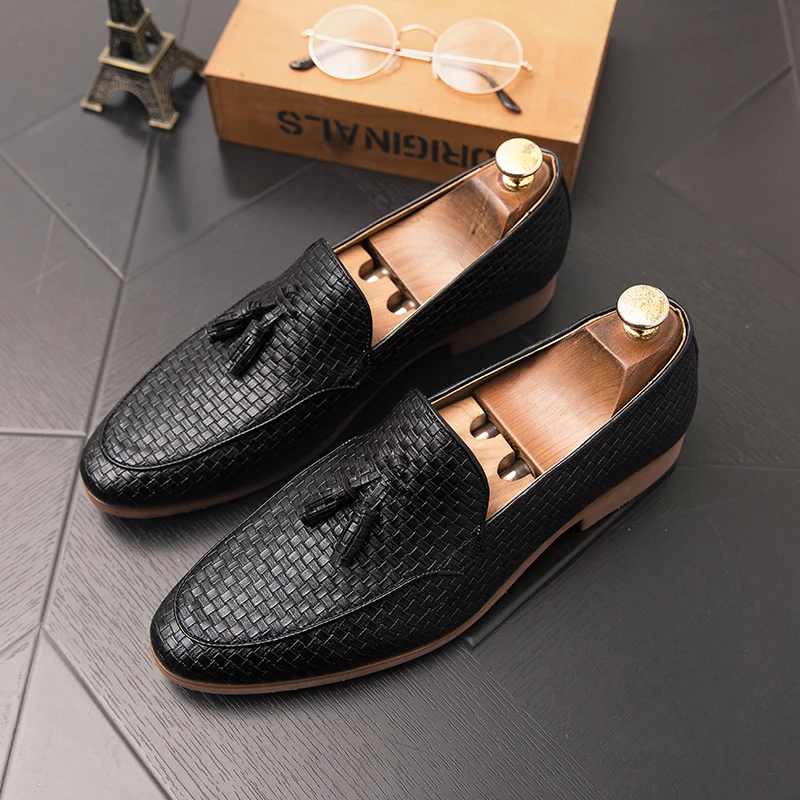 Size 38-47 Vintage Men Tassel Shoes Luxurious Comfortable Fashionable Leather Shoes Men European American Gentlemen Social Shoes
