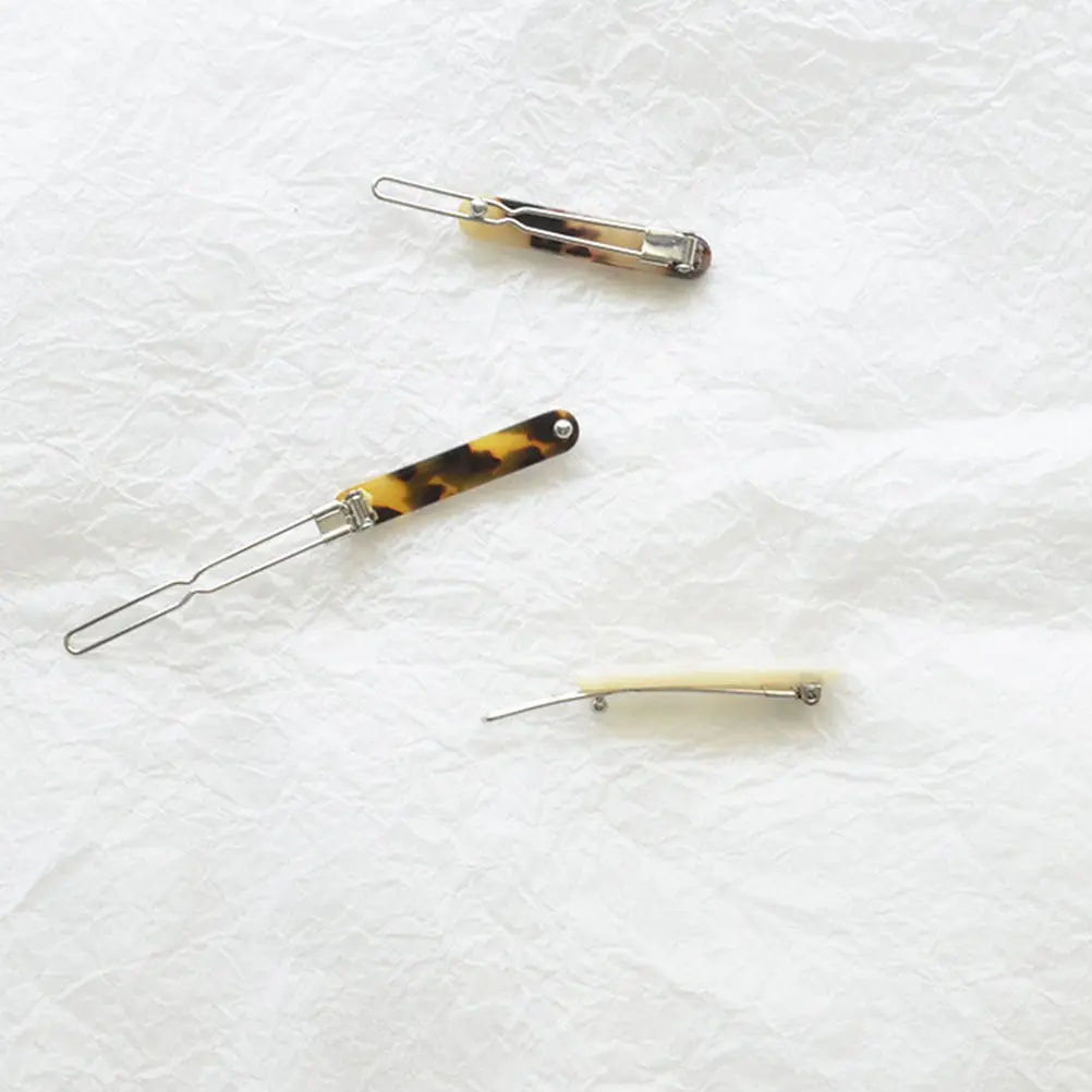 

3Pcs Leopard Hair Buckle Clips Creative Stylish Bang Hairpins for Women Fashion Headpins Leopard Hair Clips