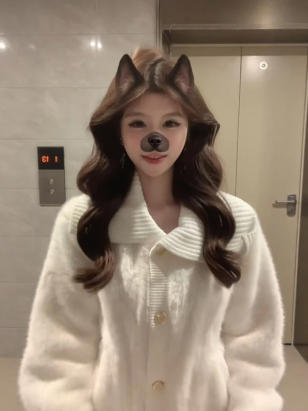 

Шикарное пальто с меховым воротником из кожи и меха, молодежное, весеннее, модное, с удобными длинными рукавами