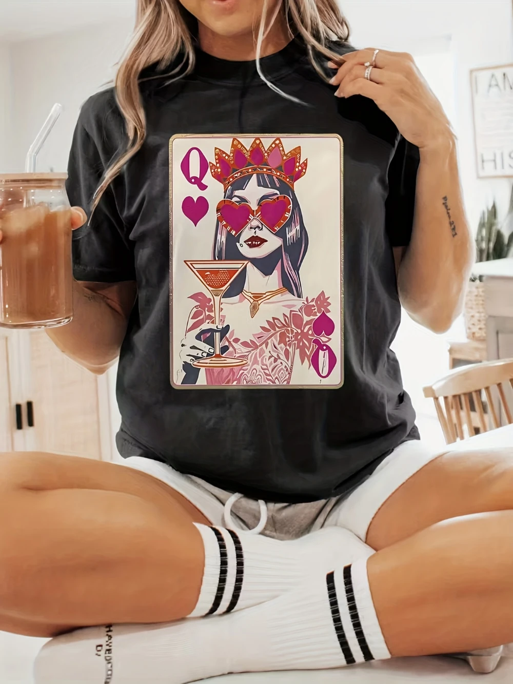 Queen of Hearts Glasses Playing Card Clothing Graphic Short Sleeve Shirt Women All-Season Unisex T-Shirt Casual Tee