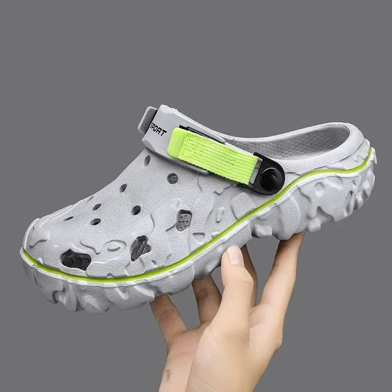 Big Size 47 Summer Men Slippers Fashion Outdoor Garden Clogs Men Hole Shoes Casual Shoes Water Shoes Comfort Home Soft Slippers