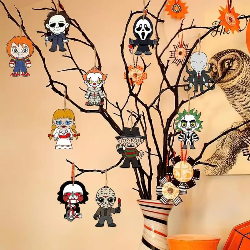 10 Stück 2D-Halloween-Horrorfilm-Geisterdekorationen aus Holz zum Aufhängen für Weihnachtsbäume, Geistermasken und Halloween-Ornamente