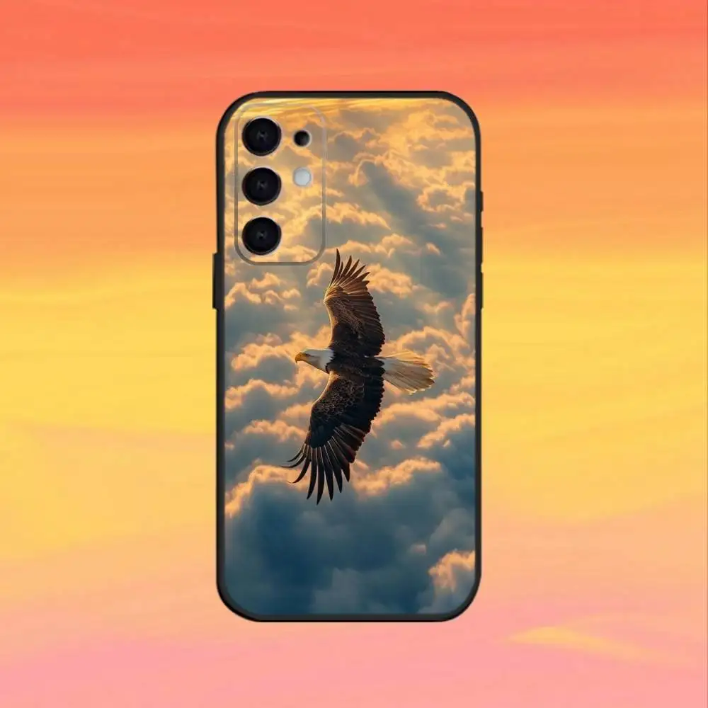 Casing Ponsel Motif Elang Keren Untuk Samsung S25,S24,S21,S22,S23,S30,Ultra,S20,Plus,Fe,Note,10,9,5G Warna Hitam