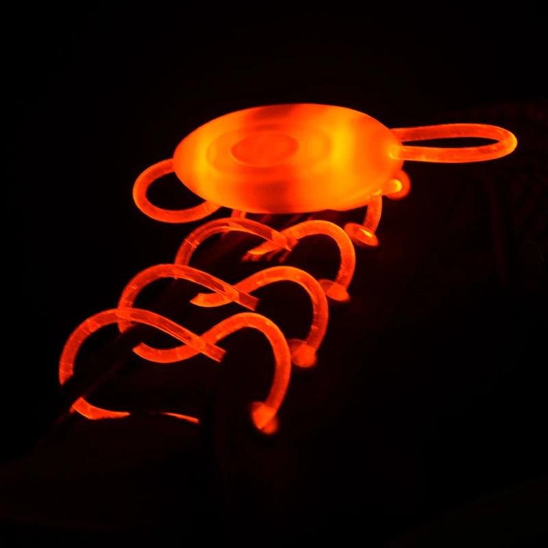 1 para modnych świecących sznurowadeł LED Akcesoria do zabawek świecące w ciemności Poprawiają zdolność manipulacji Zabawki prezentowe