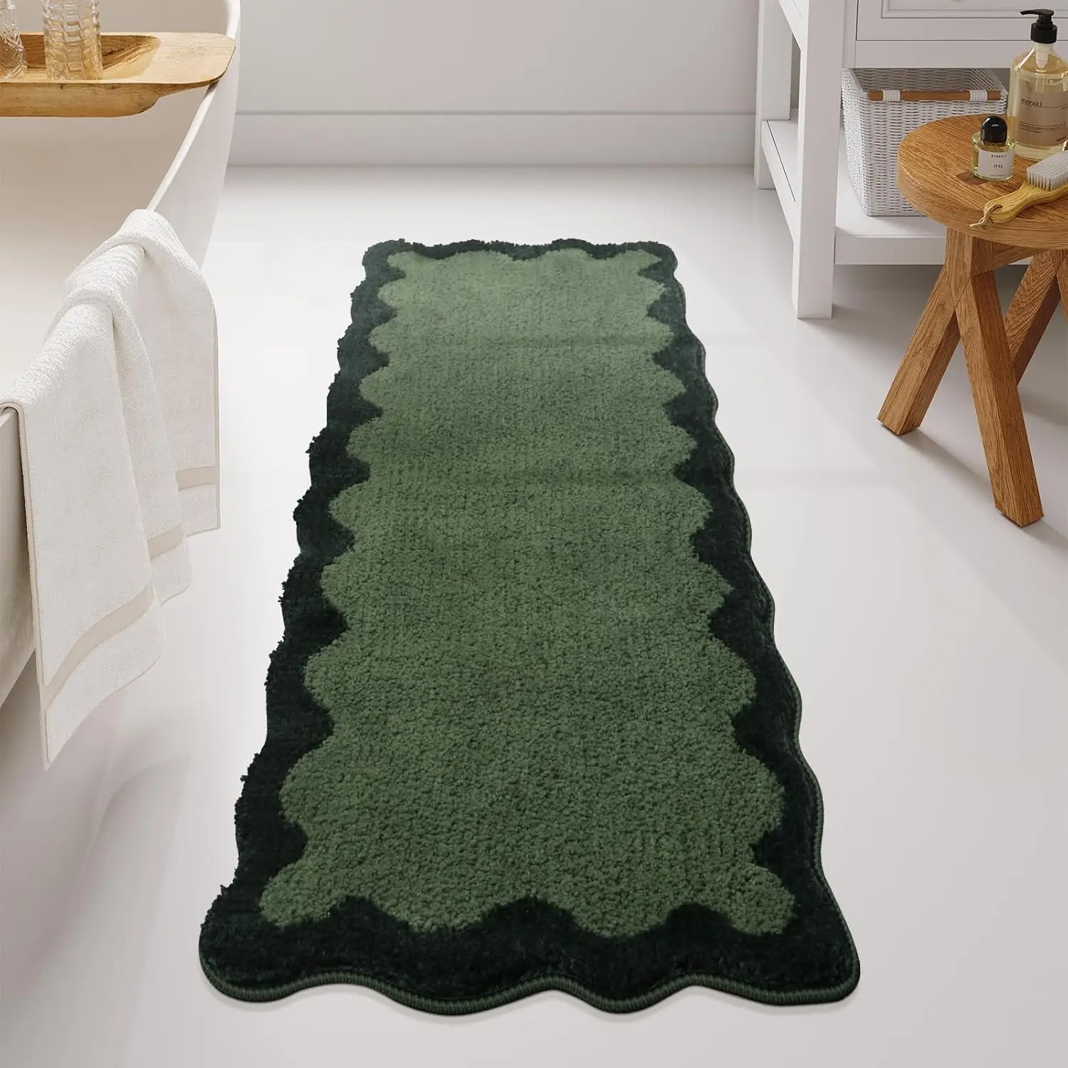 

Green Large Water Absorbent Non-Slip Washable Bath Mat, Soft Irregular Shaped Shaggy Microfiber Runner Rug for Floor and Bathtub