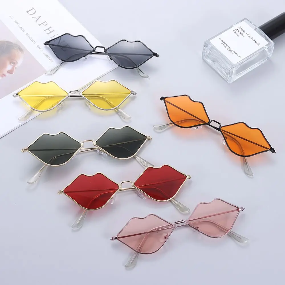Sexy Hot Metal Sunglasses Small Frame Lips Shape Sunglasses Women's Sunglasses