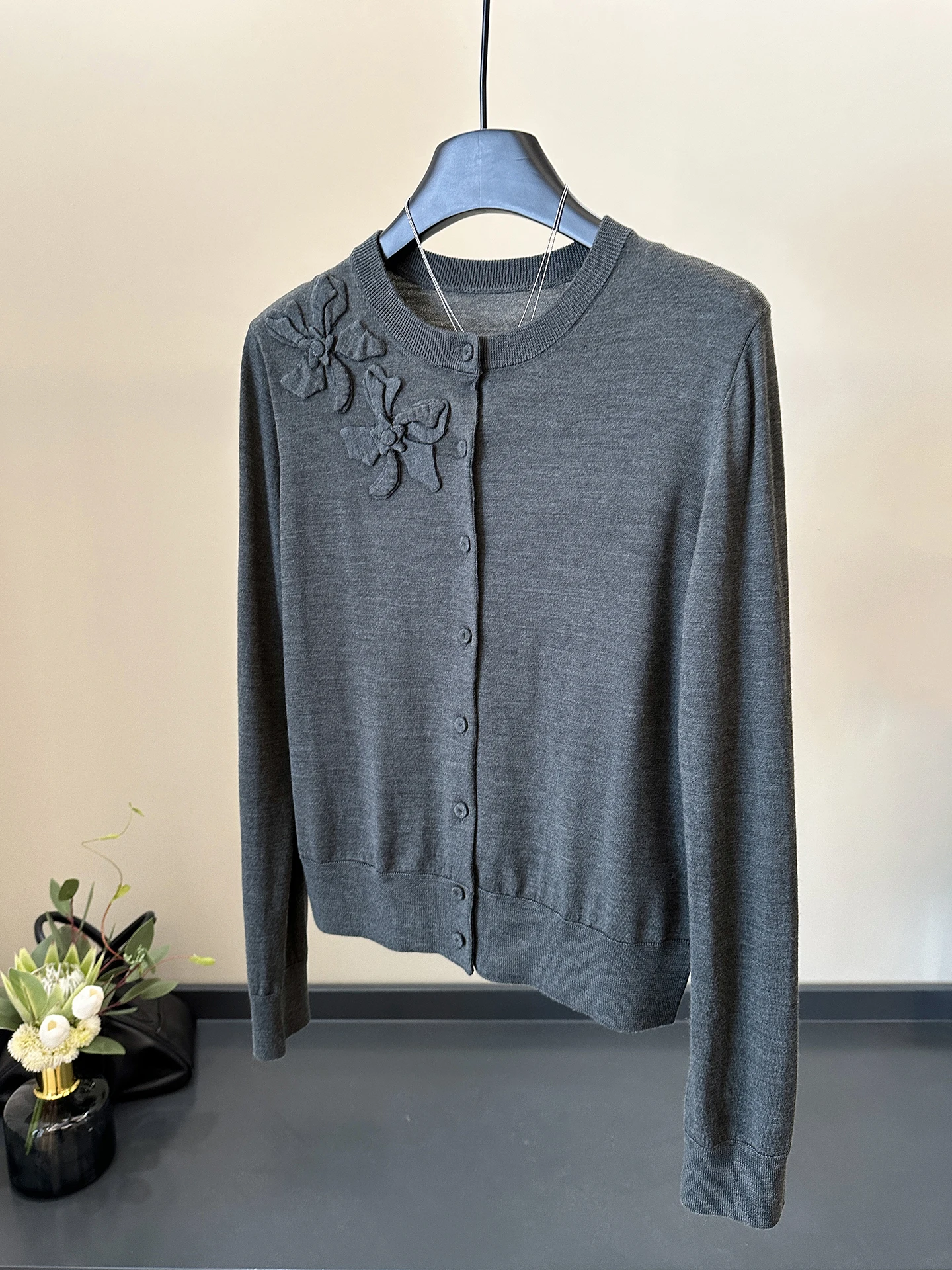 

ay Tone Gentle Kill Knitted Woolen Sweater Cardigan with 3D Flower Design for Women Daily Wear Lightweight Long Sve