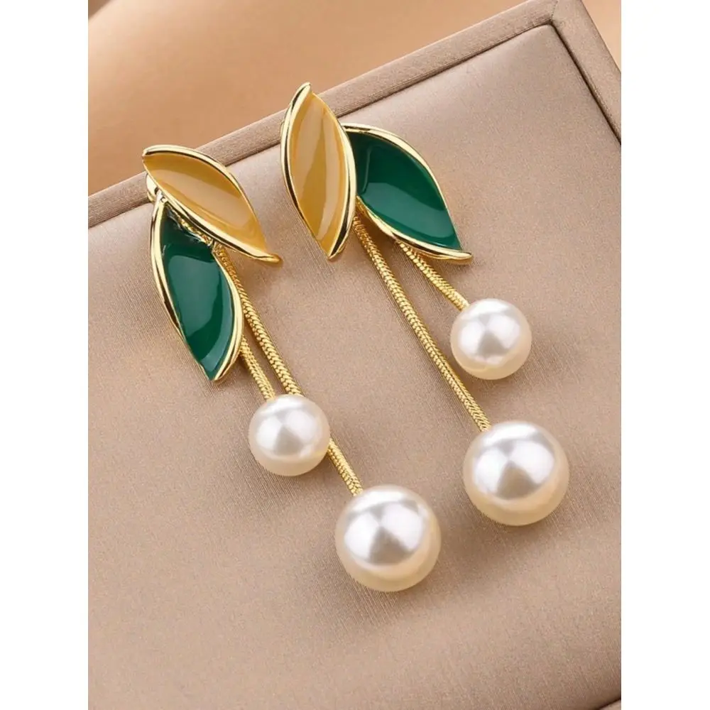 

Pair Leaf Tassel Earrings, Suitable For Womens Daily And Festival Wear