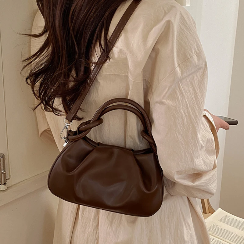 

Французская сумка через плечо Cloud: стильная плиссированная сумка с узлом, женская однотонная универсальная сумка через плечо, простая повседневная сумка для поездок на работу