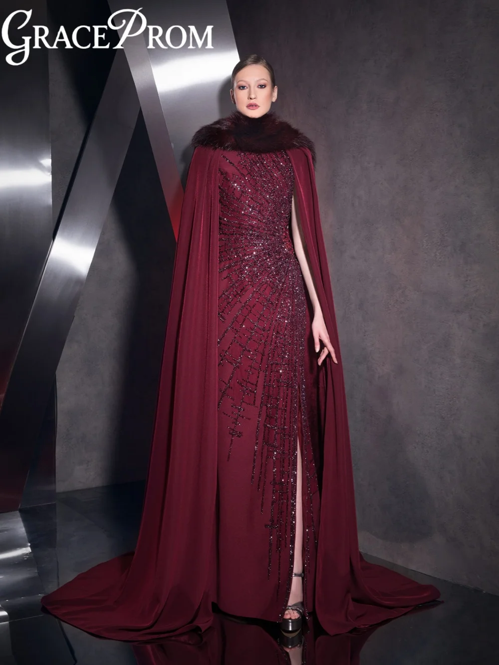 

Burgundy Elegant Beaded Evening Dress With Fur Cape Sleeve Mother Of The Bride Dresses For Wedding New Customized Prom Dresses