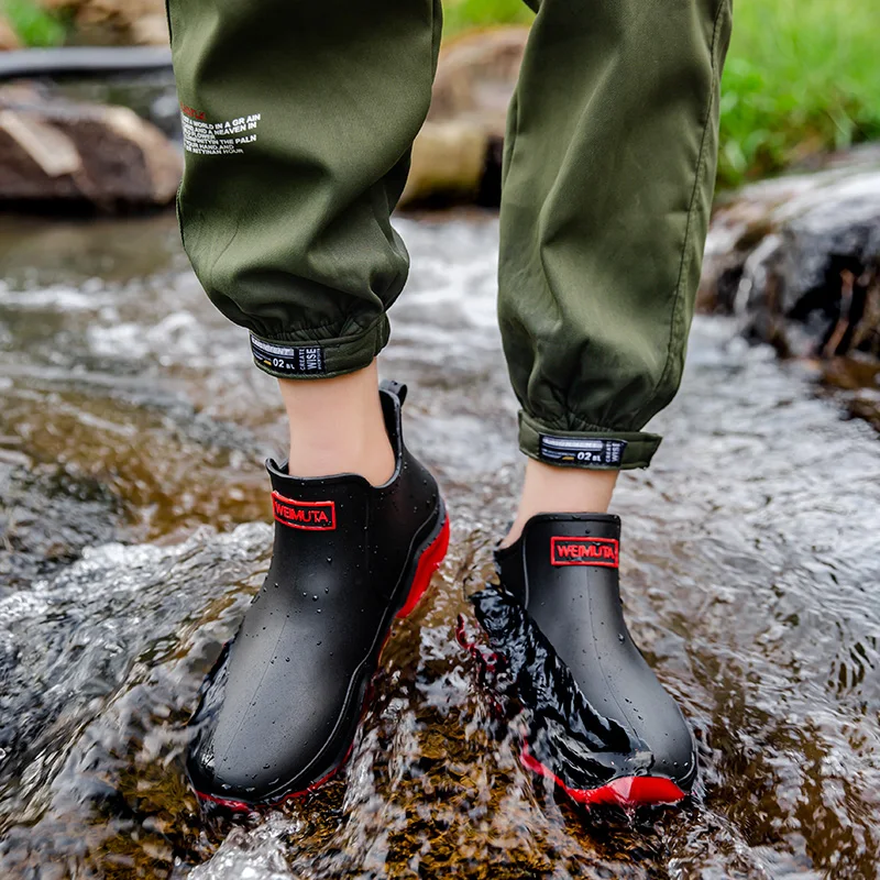 Fashion Rain Shoes Outdoor Waterproof  Men's Ankle Rain Boots Non-Slip Men Rubber Shoes Men Kitchen Water Shoes Fishing Rubber view 2
