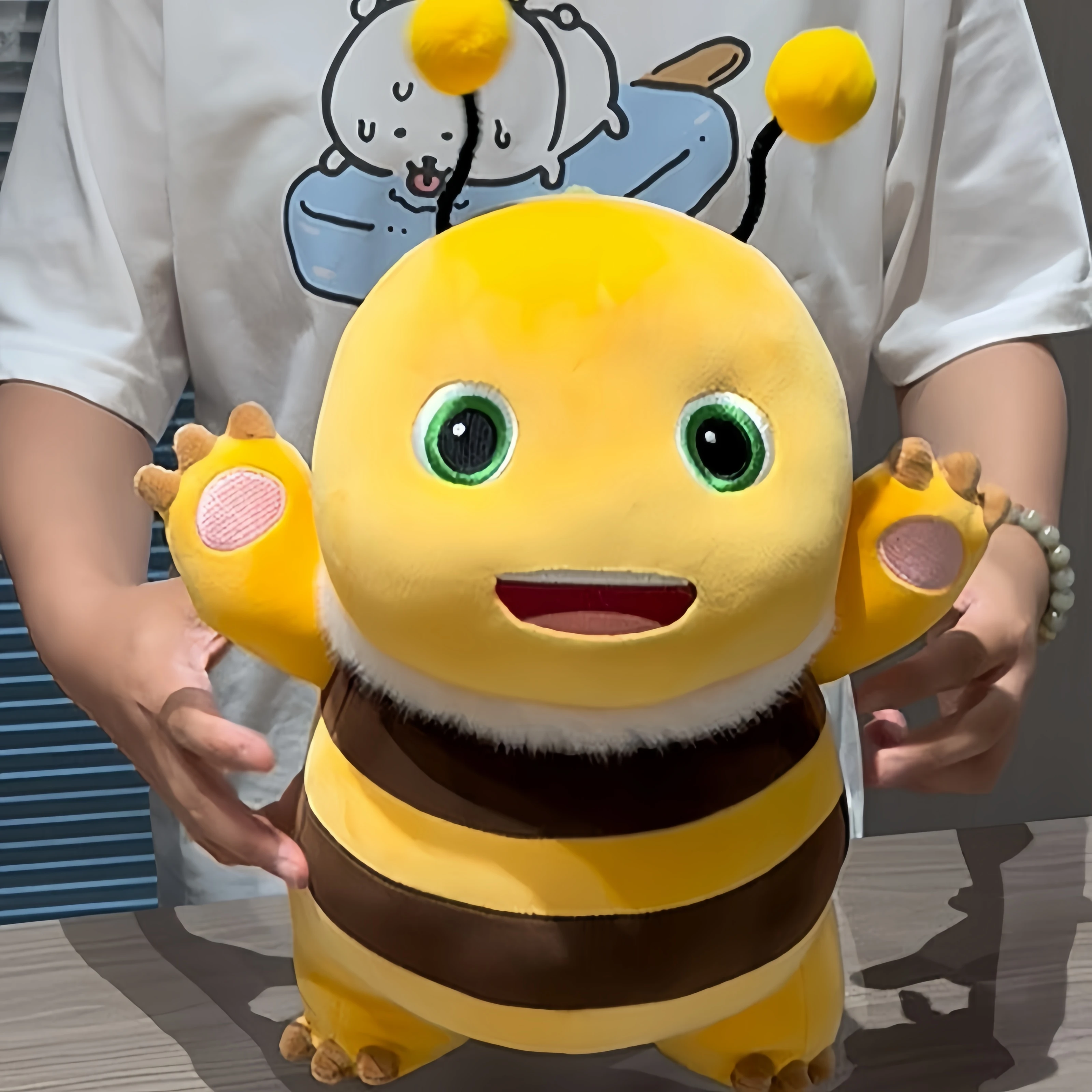 

Cute Bee Nailong Plushies Plush Toys Smile Dinosaur Silly Peluche Stuffed Anime Cartoon Pillow Room Decor For Kids Birthday Gift