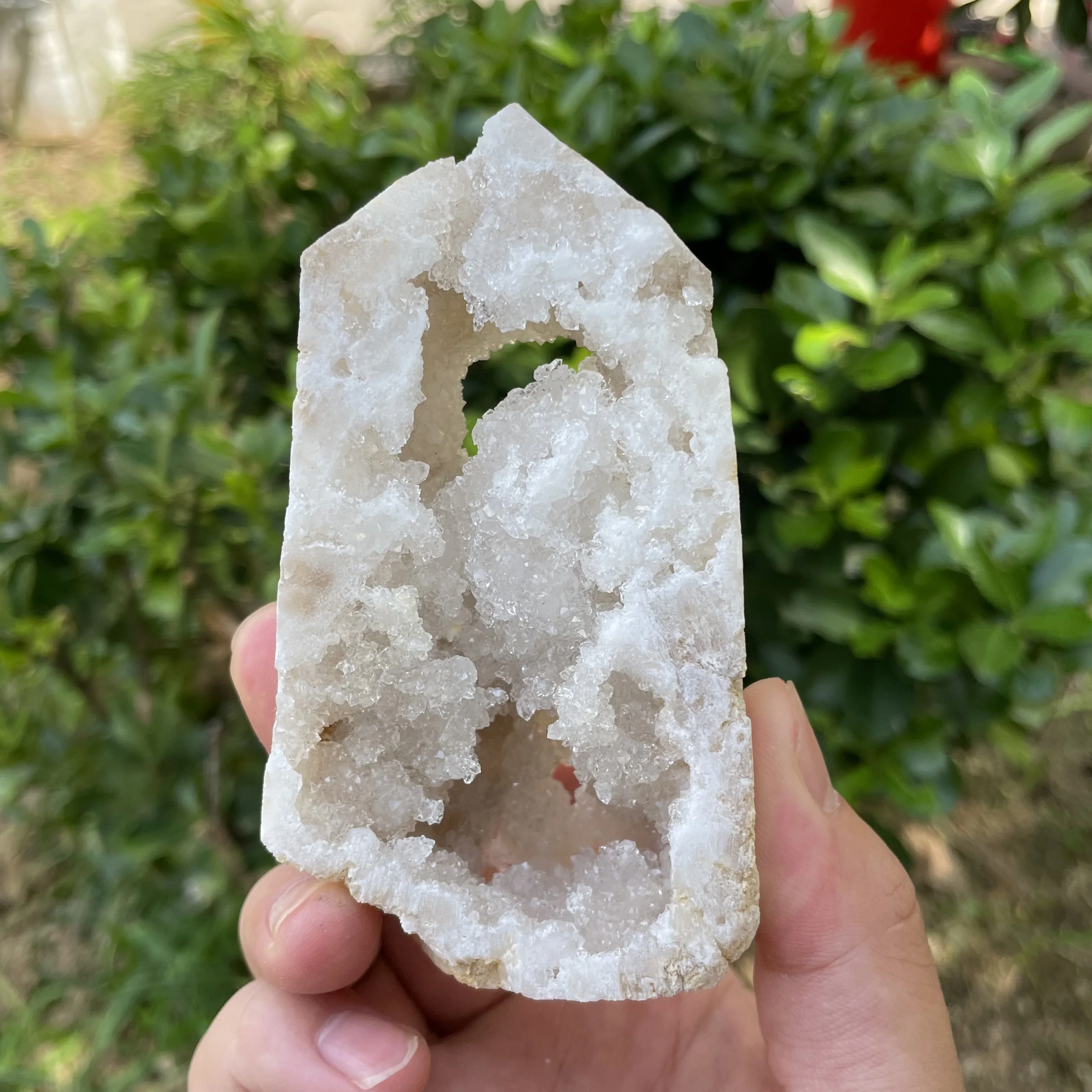 Natural Geode Crystal Tower Healing Stone Unpolished Clear Quartz Cluster Druzy For Home Decoration Chakra Energy Wand