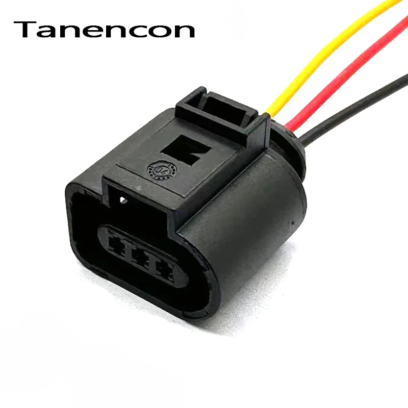 3 Pin Auto Reversing Radar 1.5mm Connector Car Fuel Tank Oil Level Sensor Socket for Tiguan Passat Sagitar 1J0973703 1J0973803