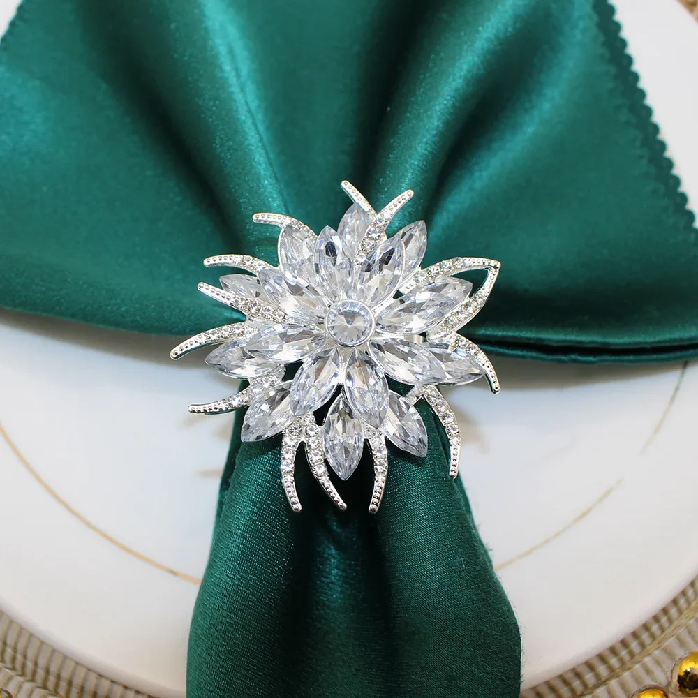 6Pcs Gold Lotus Napkin Rings Crystal Rhinestone Flower Napkins Holders for Wedding Christmas Party Home Kitchen Table Decoration