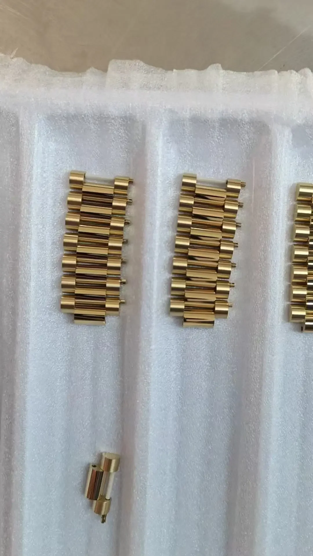 Tailored watch section compatible with RX daydate 228238 gold ceramic tube Chain Link