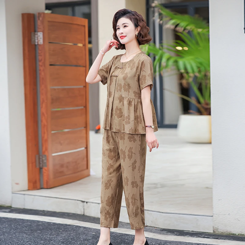 ผู้หญิงเสื้อ + กางเกงชุดพิมพ์เสื้อผ้าผู้หญิงฤดูร้อนยายวัยกลางคนเครื่องแต่งกาย 2 ชิ้นชุด