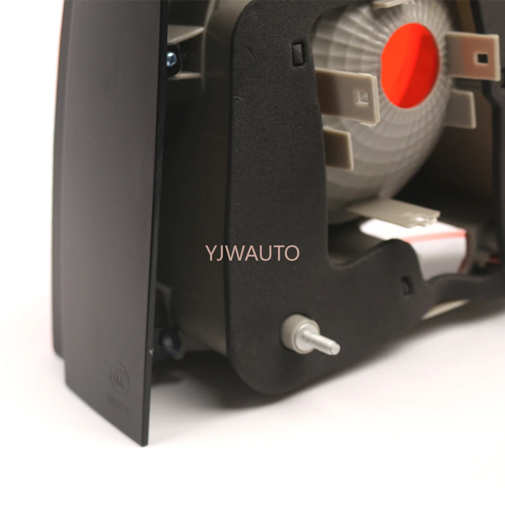 ل VW Bora GLI 2005 2006 2007 الذيل ضوء سيارة الضوء الخلفي الجمعية السيارات الخلفية الخلفية مصباح الفرامل ضوء بدوره إشارة الضباب مصباح