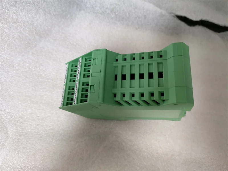 2025Mo Og Servo Amplifier PI Servo Amplifier الموديل: IN122-829A001 لوحة محرك وحدة التحكم الكهربائية