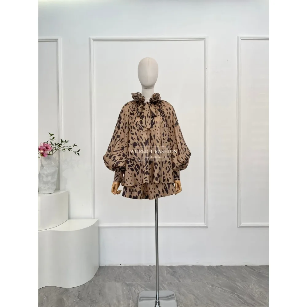 

2025 Brown Leopard Print Long Sleeve Ruffles Blouse Tops and Shorts Set High Quality