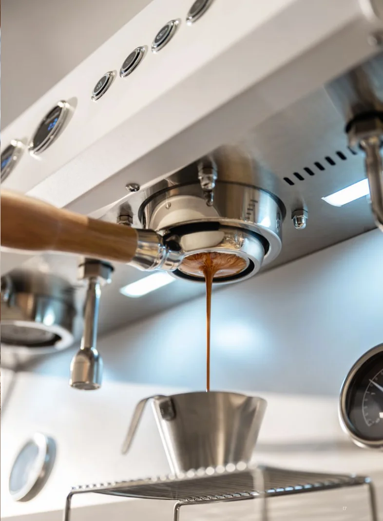 

Automatic Cleaning Touch Screen Espresso Coffee Maker Double Boilers Brew System Coffee Machine For Hotels And Households