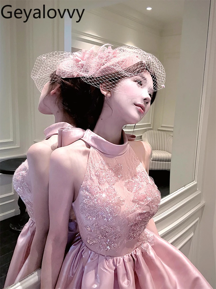 

Короткое платье в светском стиле с розовым бантом и бретелькой на шее, милое платье для девочек с высокой талией, облегающее вечернее платье с застежкой на талии