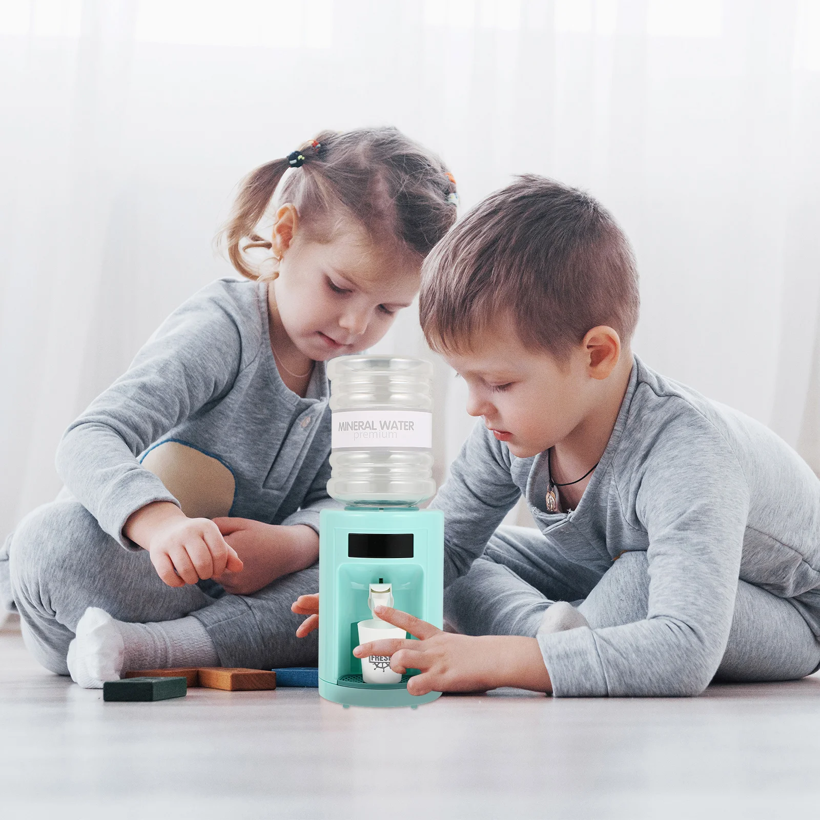 

Mini Water Dispenser Kids Educational Toy Sound Light Safe Material Role Play Puzzle Blue High Quality Cost Performance