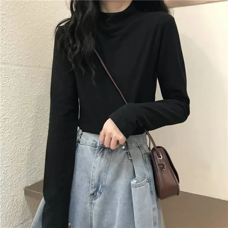 2025 Merk Eenvoudige Effen Kleur Tops Nieuwe vrouwen Witte Lange Mouwen T-Shirt Herfst Winter Afslanken Half Coltrui Dieptepunt shirt