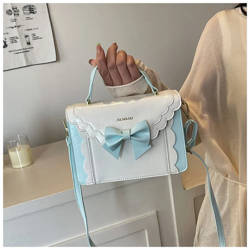 

High-End Women's Hand Bags Made Of Garden-Printed Leather Boasting Paris High-End Spacious Soft Daily Refined Look​