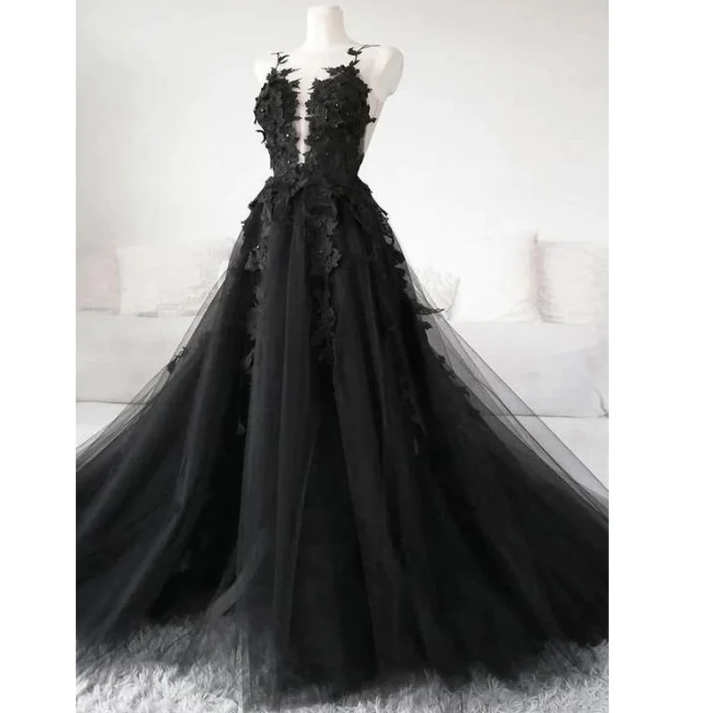 

2024 Gothic Crystals Black Wedding Dresses Lace Appliques Princess Bridal Gowns Sheer Back