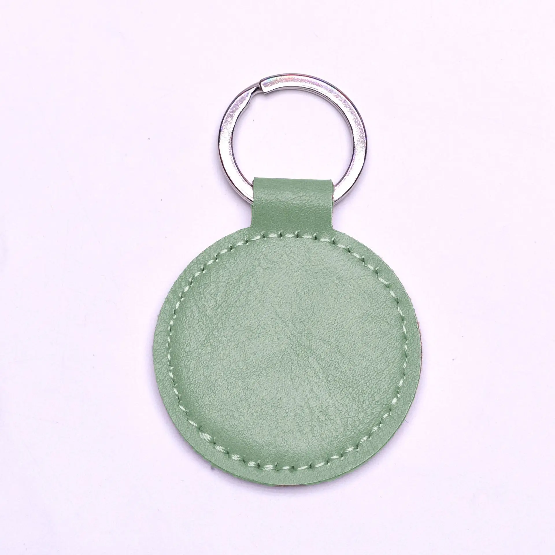 Modischer Runder Leder-Anhänger Logo Geschäftsgeschenk Rindsleder-Schlüsselanhänger PU-Schlüsselring Leder-Autoschlüsselanhänger Hängender Schlüsselanhänger für Damen und Herren – Detail 12