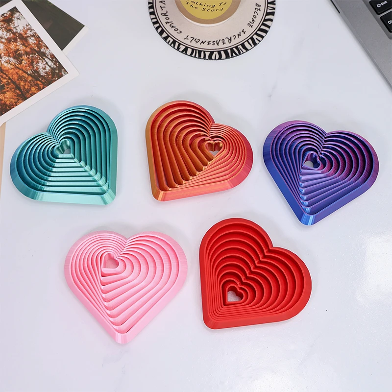 Regali giocattolo antistress di decompressione del giocattolo della punta delle dita della stella del fiore del cuore stampato in 3D