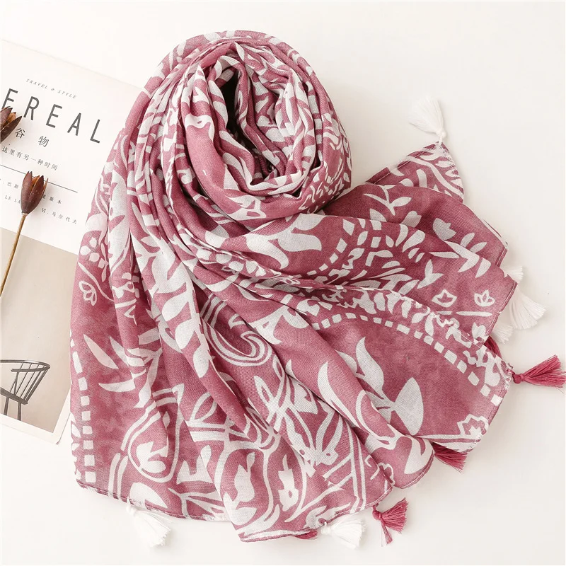 2023 New Paisley Pattern Tassel Scarf Shawls Soft Long Floral Pattern Head Wrap Hijab Scarves Free Shipping