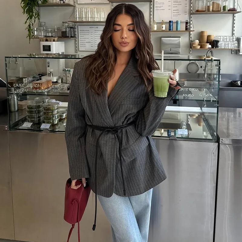 سترة نسائية عصرية مخططة بأربطة وأكمام طويلة وياقة مقلوبة وجيب مزيف معاطف للسيدات 2025 ملابس خارجية غير رسمية للشارع