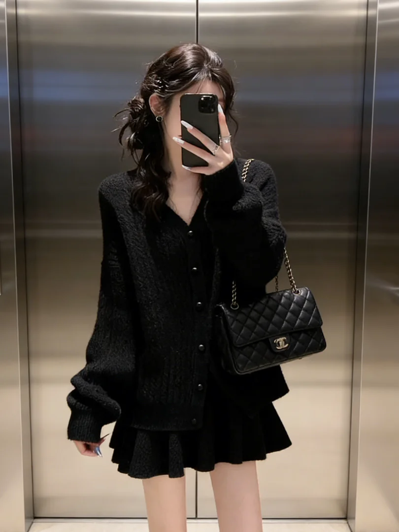 

Winter Faion Korean Sle Rich Girl Miu Series Chic Outfit Set Breathable Warm High Waist V-Ne Long Sve Cardigan And P...