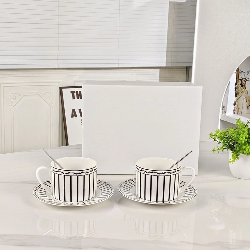 Simple And Modern Black Line Bone China Coffee Cup And Saucer English Afternoon Tea Cup Household Gift