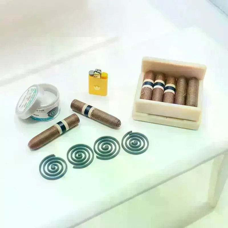 

Mini Simulation Cigar Lighter Set for Dollhouse 1/12 Scale Creative Playtime Toys