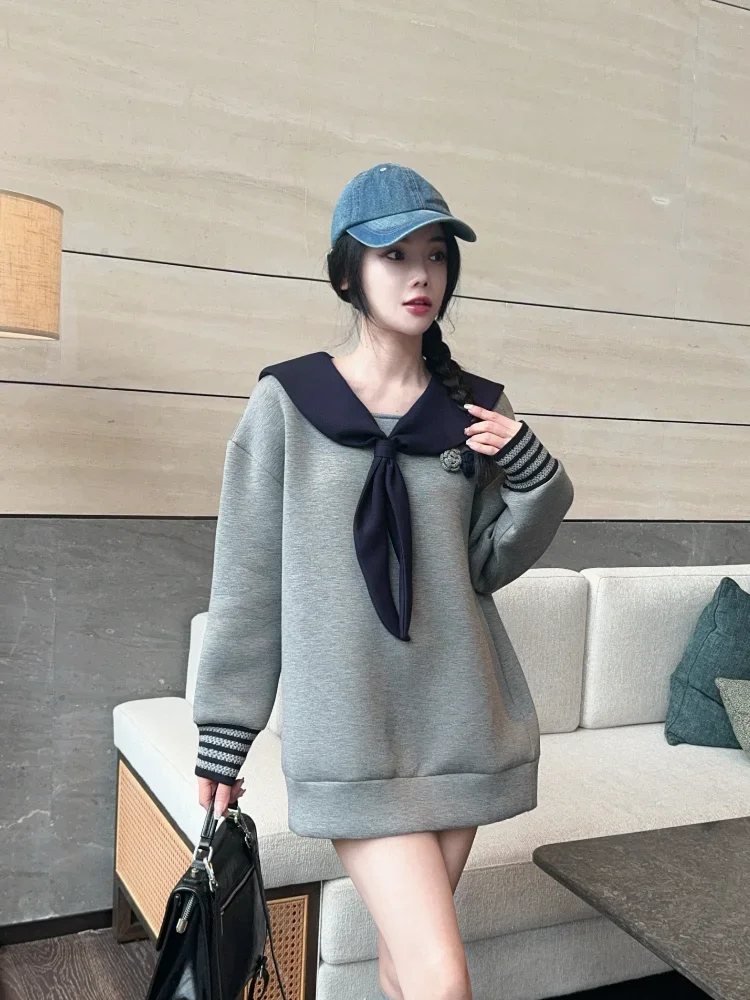 College style sailor collar mid length pullover for women in winter 2024 new casual and loose fit highlighting a youthful top