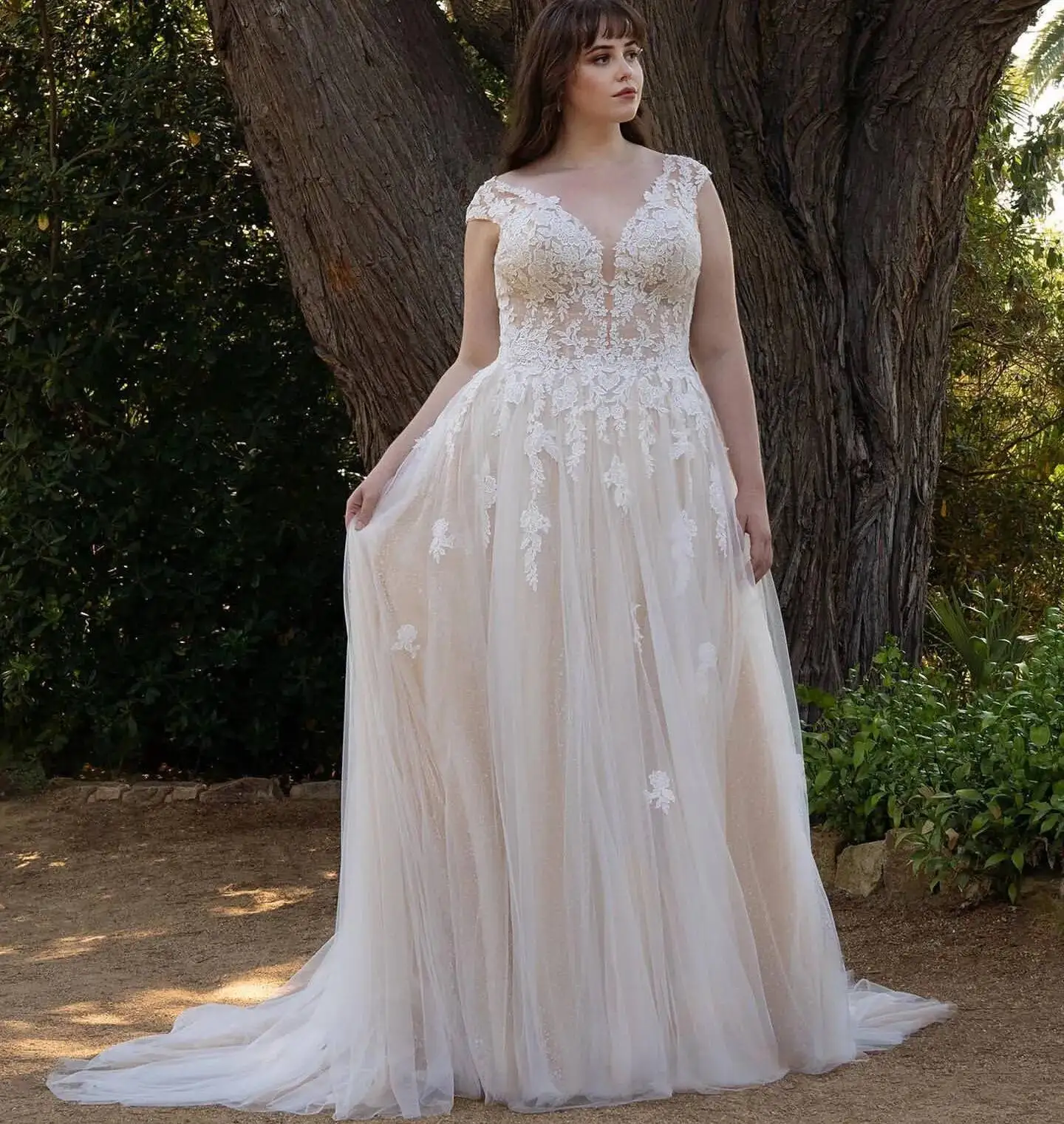 

Nov Arabic Aso Ebi Plus Size Lace Bohemian Wedding Dress Sheer Neck Ivory A-Line Vintage Summer Bridal Gowns Dresses Zj310