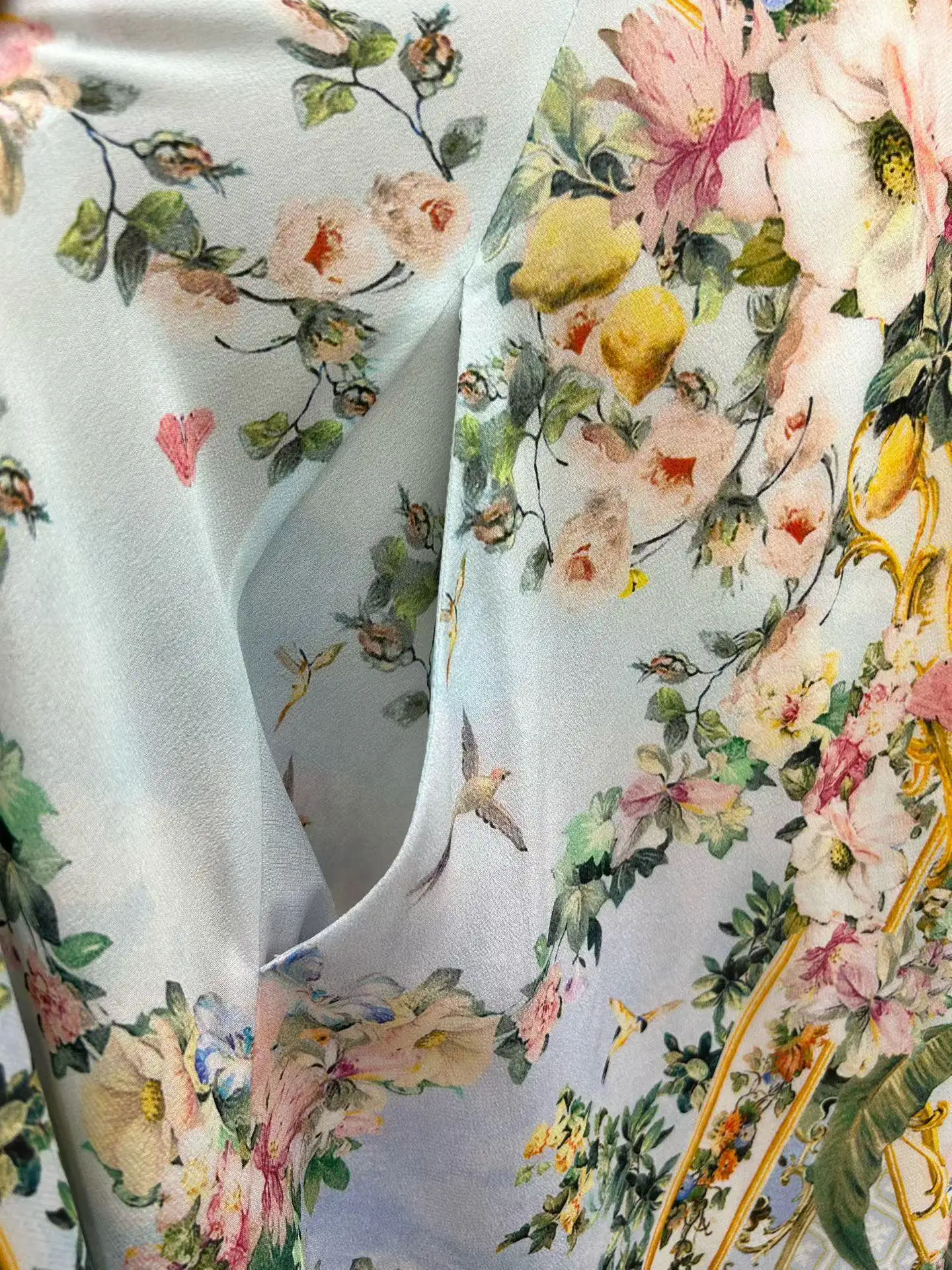 Early Autumn Women Blue Long Dress Landscape Pattern Print Crystal Beaded V-Neck Lantern Sleeve Elastic Waist Elegant Silk Robe
