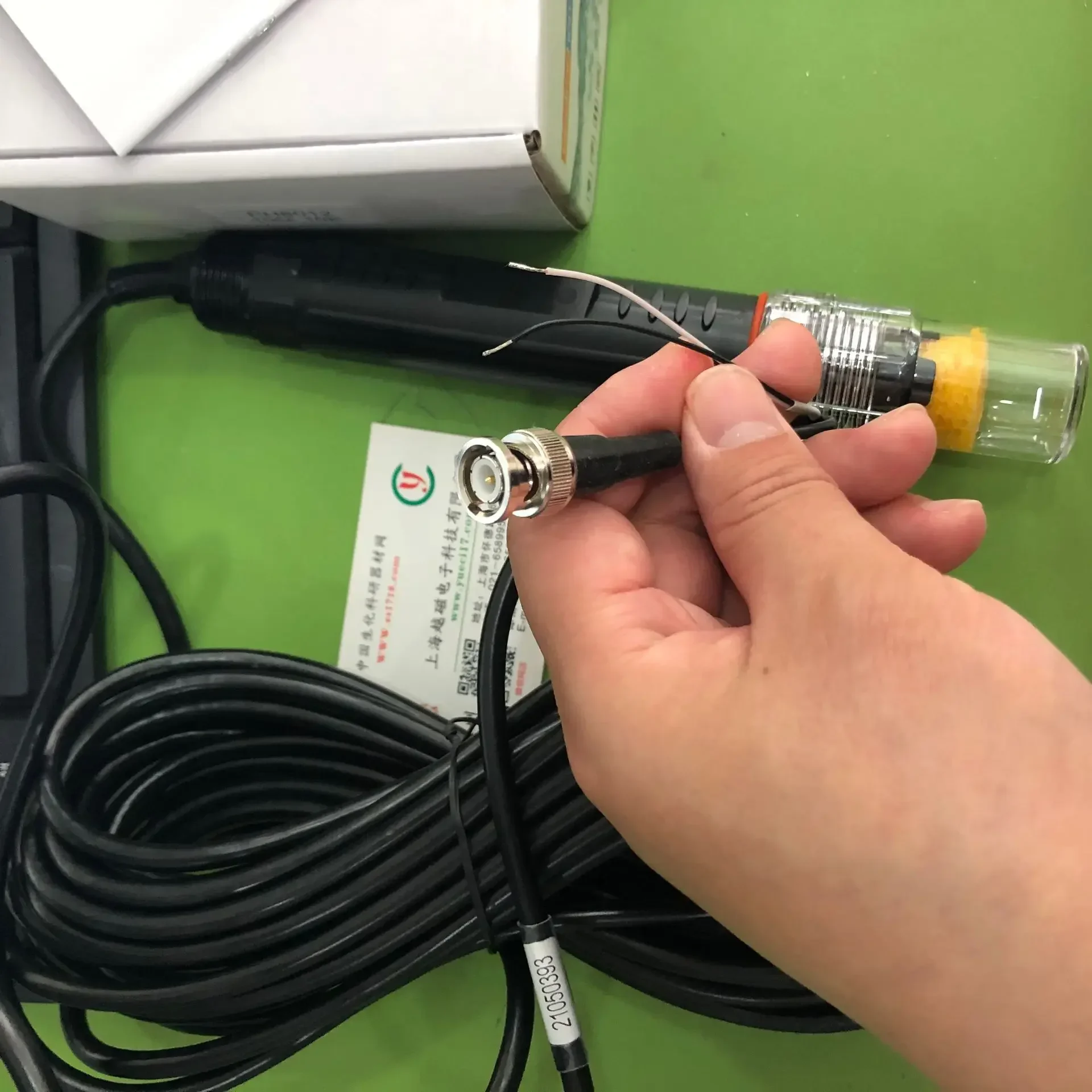 Industrial PH Composite Electrode (8012 Type, Temperature Compensated Type, 10 Meters)