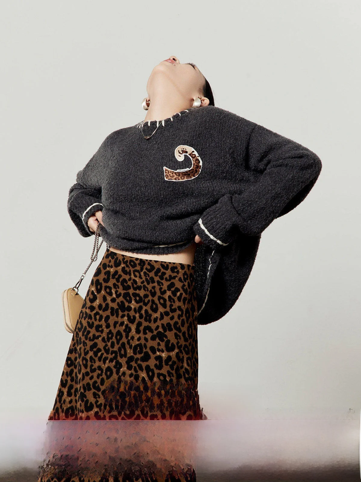 

Вязаный свитер с леопардовым принтом Deep ey, женский, свободного кроя, осенне-зимний, новый, удобный, теплый, модный, стильный.