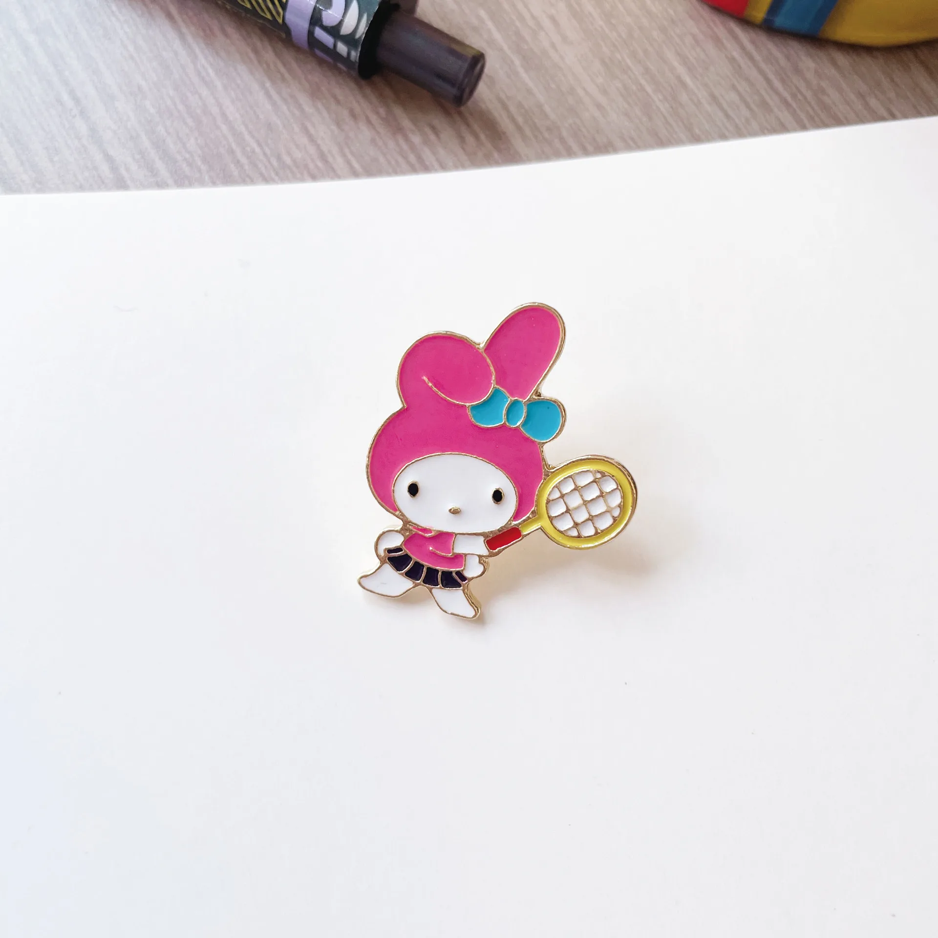 Sanrio Kuromi Cinnamoroll Metal Enamel Brooch Tennis Cute HelloKitty Pochacco Lapel Pin Badge for Girls Backpack Accessories