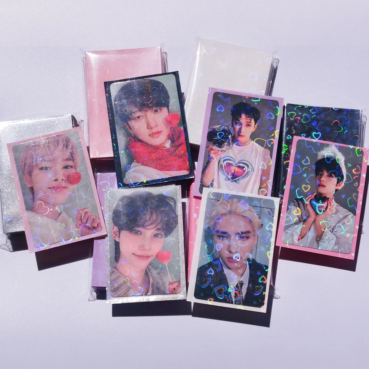 Imagem -02 - Utalo 50 Pacotes de Mangas Holográficas para Cartões Fotográficos em Formato de Coração Porta-cartões Coloridos Proteção com Estilo Radiante para Cartões Kpop