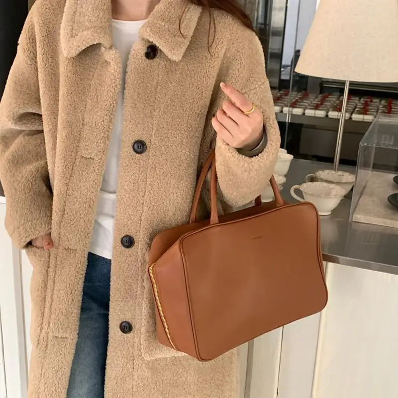 

Women's Winter 2024 New Suede Lamb Fur Loose And Slimming Thicken Single Breasted Pockets Long Jacket Wool Velvet Coat