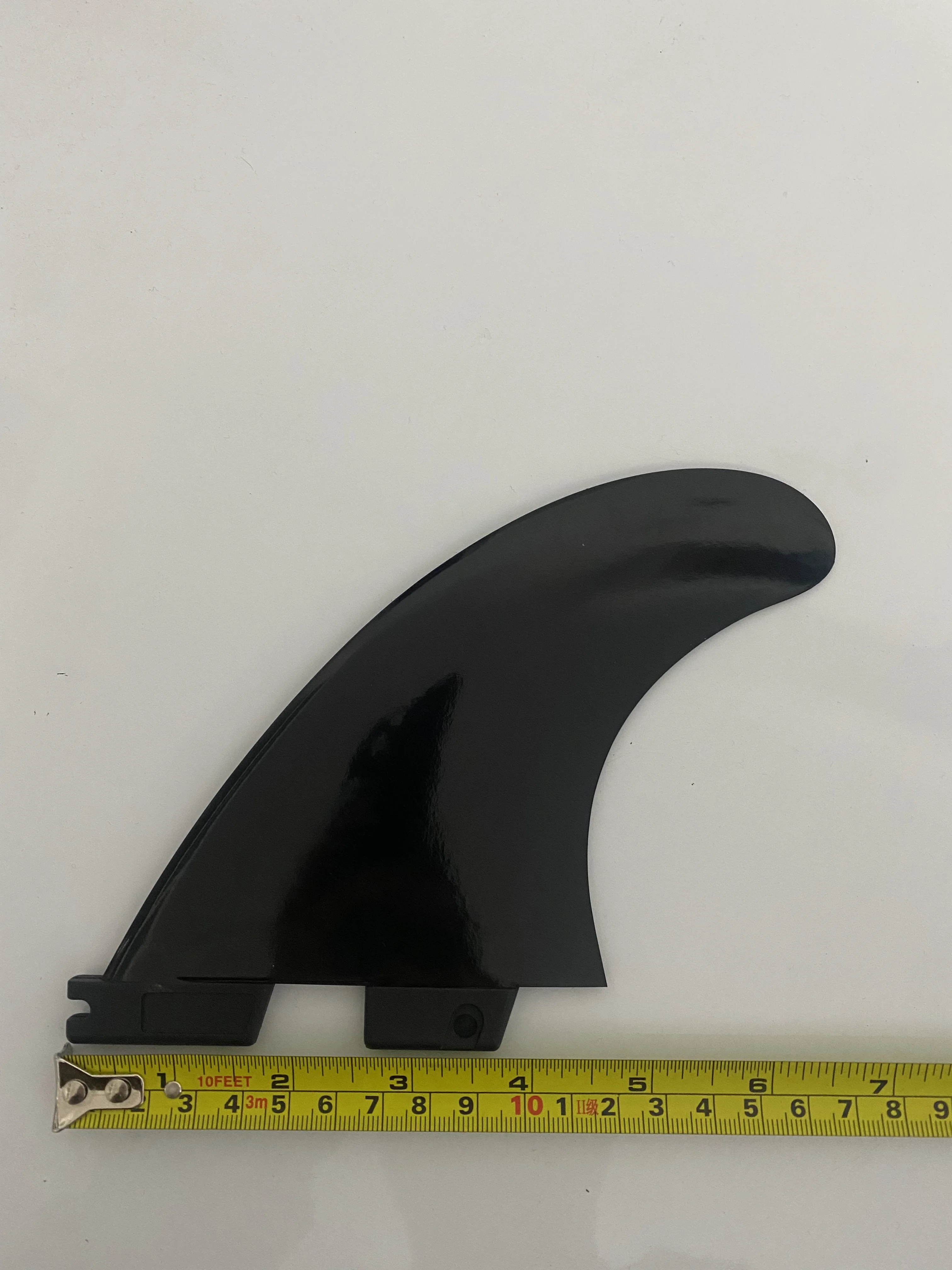 3 Stück Surf FIN F II hochwertiges Fiberglas-Kunststoff schwarz/weiß Surfbrett Größe M Surfing Tri Fins – Detail 5