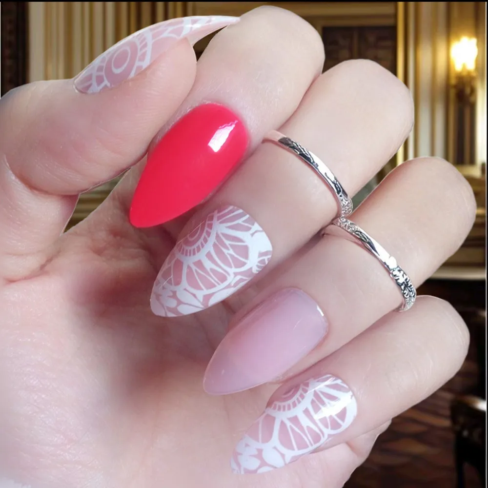 

Sexy White Lace Press On False Nails With Glue Sticker Acrylic Fake Nail Short Stiletto Sahped Reusable DIY Manicure Accessory